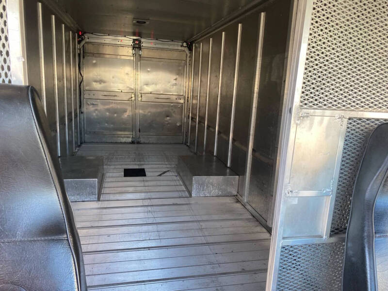 2013 Ford E-Series E-450 SD