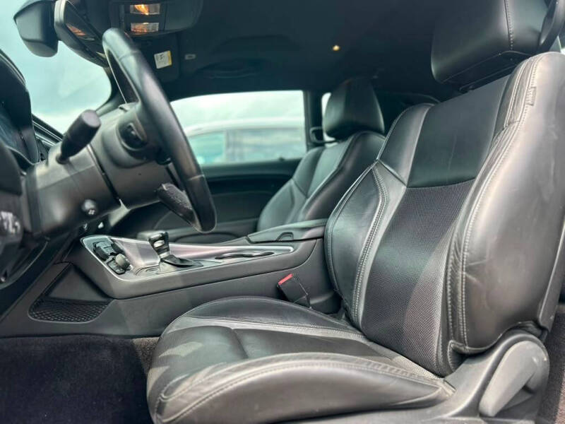 2018 Dodge Challenger SXT Plus