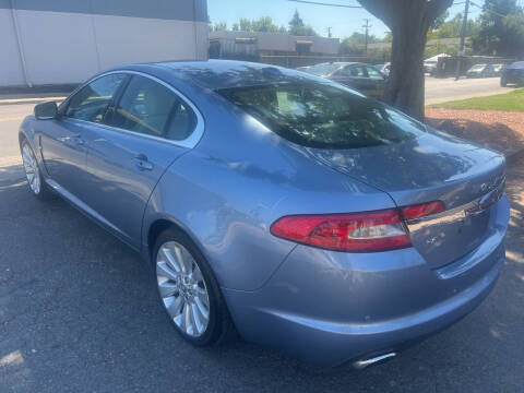 2009 Jaguar XF Premium Luxury