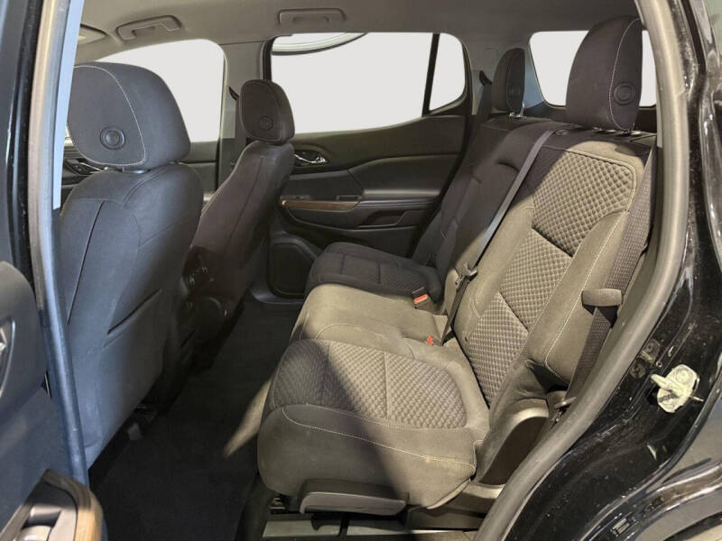 2017 GMC Acadia SLE-1