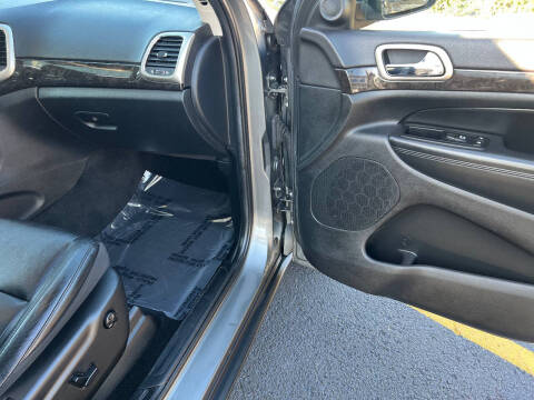 2011 Jeep Grand Cherokee Laredo X