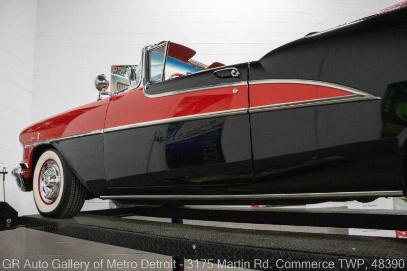 1955 Oldsmobile 98 Starfire