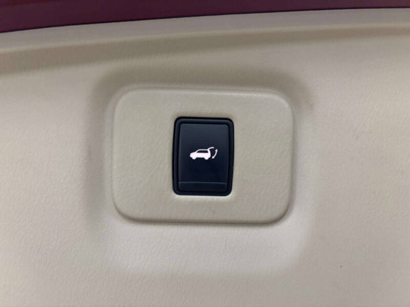 2013 Nissan Pathfinder Platinum