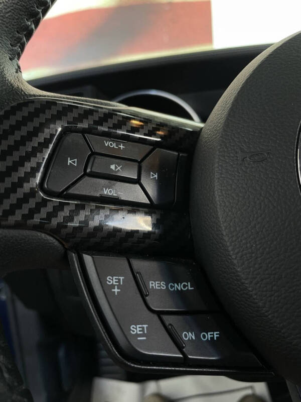 2020 Ford Mustang EcoBoost