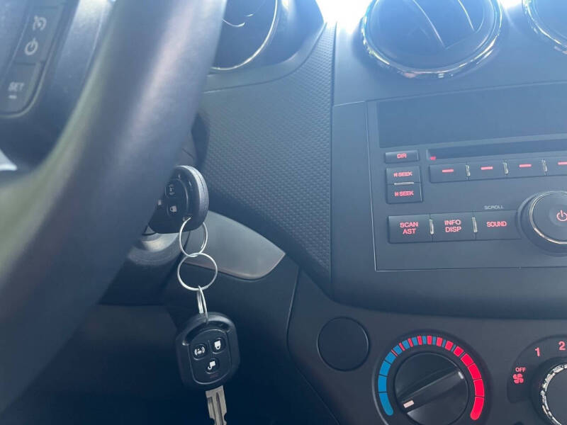 2009 Pontiac G3