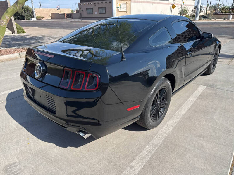 2014 Ford Mustang V6