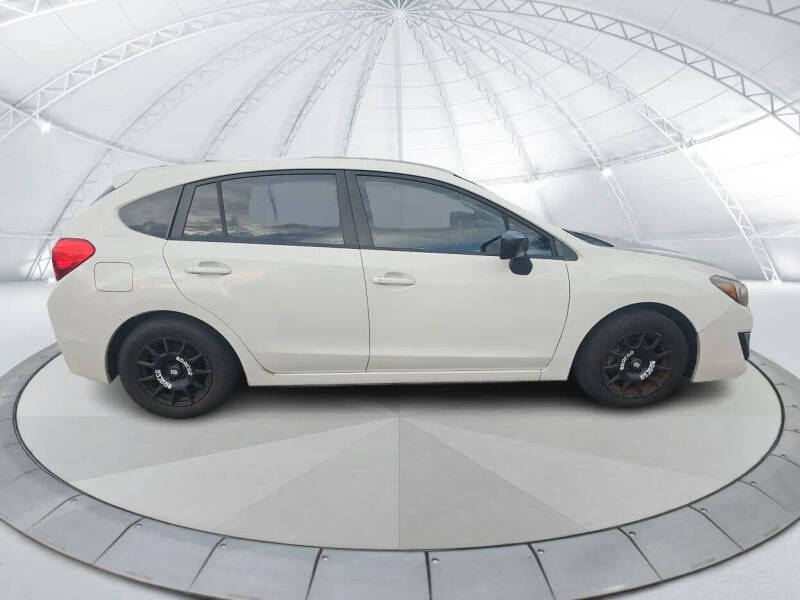 2016 Subaru Impreza 2.0i