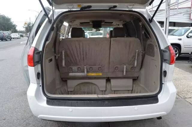 2008 Toyota Sienna XLE