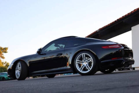 2017 Porsche 911 Carrera 4