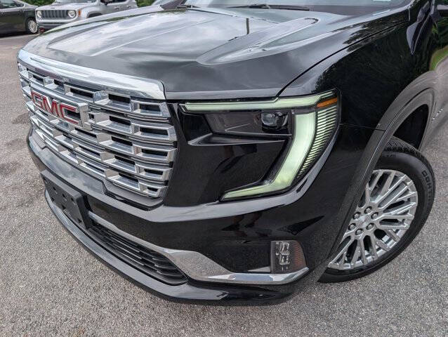 2024 GMC Acadia Denali