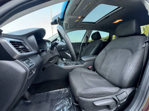 2019 Kia Optima LX