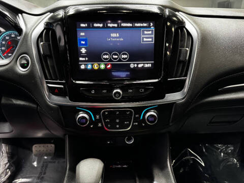 2022 Chevrolet Traverse LT Cloth