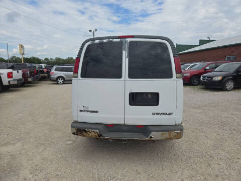 2001 Chevrolet Express G3500 LS