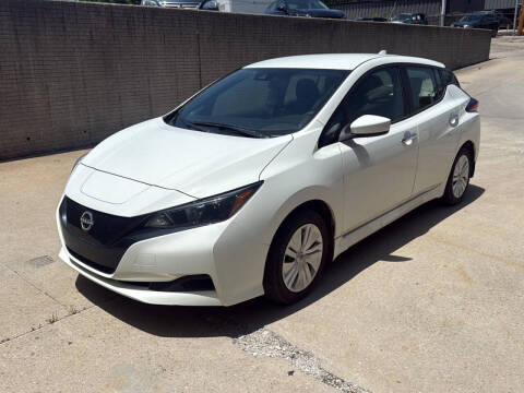 2023 Nissan LEAF S