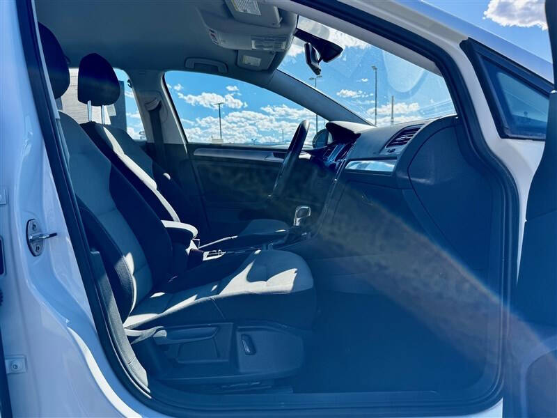 2016 Volkswagen e-Golf SE