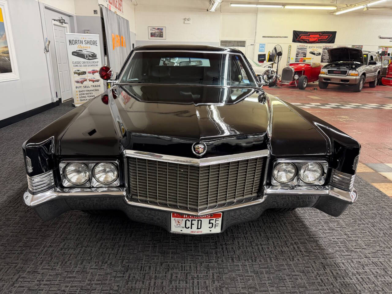 1970 CADILLAC FLEETWOOD 10