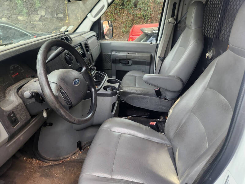 2014 Ford E-Series E-250