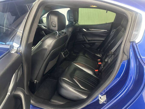 2015 Maserati Ghibli