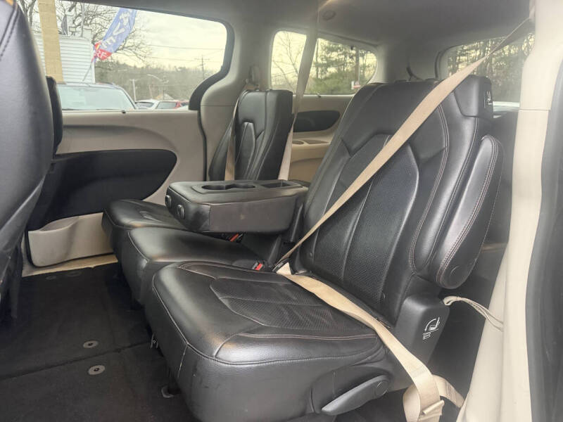 2018 Chrysler Pacifica Touring L