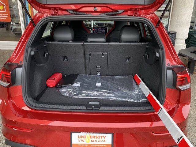 2026 Volkswagen Golf GTI Autobahn