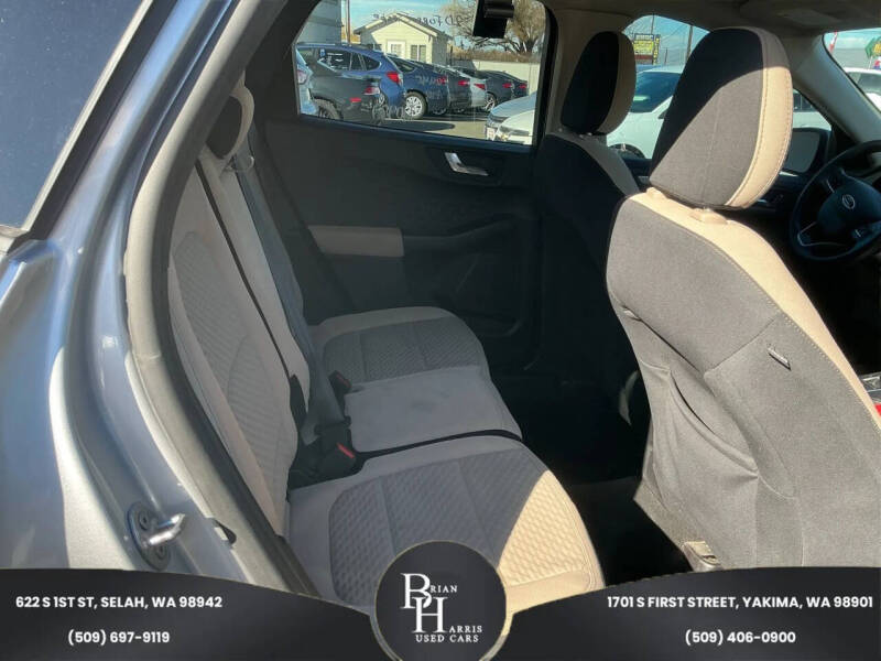2020 Ford Escape SE