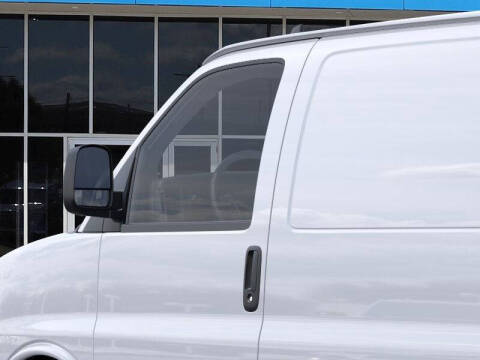 2025 Chevrolet Express 2500