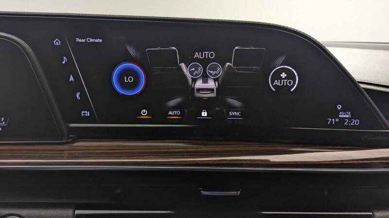 2023 Cadillac Escalade Luxury