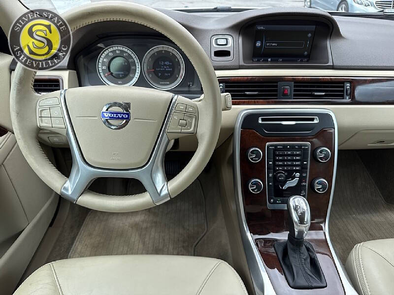 2013 Volvo XC70 T6 Premier Plus
