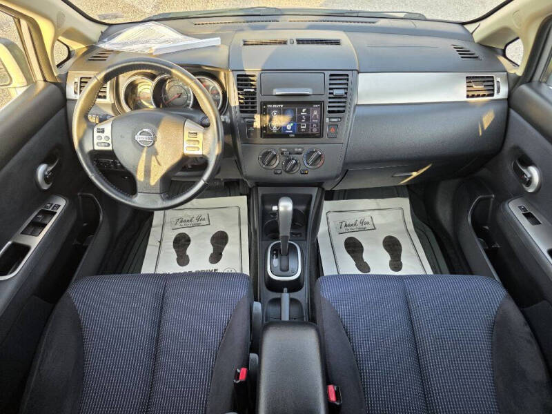 2012 Nissan Versa 1.8 SL