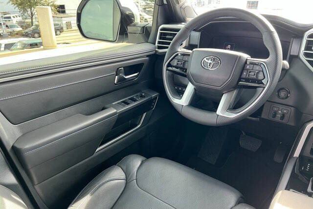 2025 Toyota Tundra Platinum HV