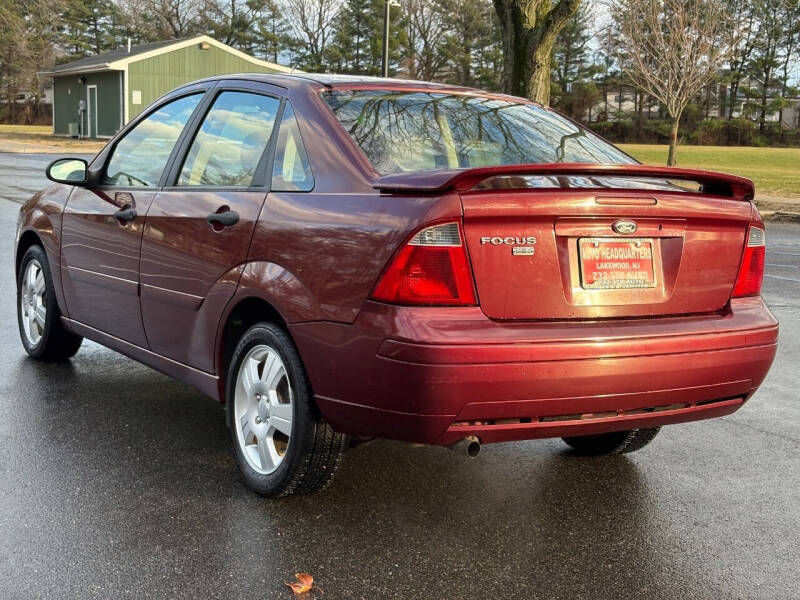 2007 Ford Focus ZX4 SES