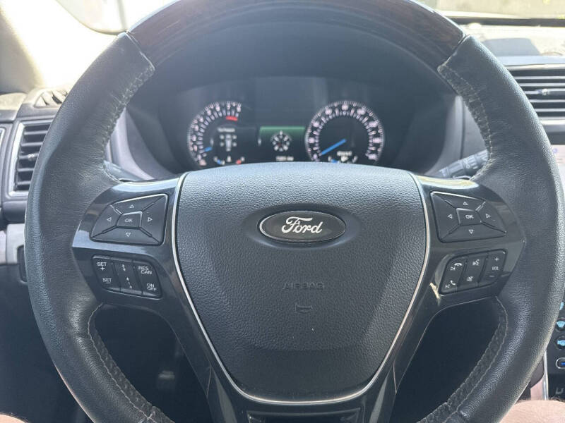 2019 Ford Explorer Platinum