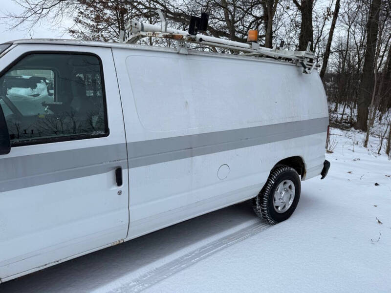 2010 Ford E-Series E-250