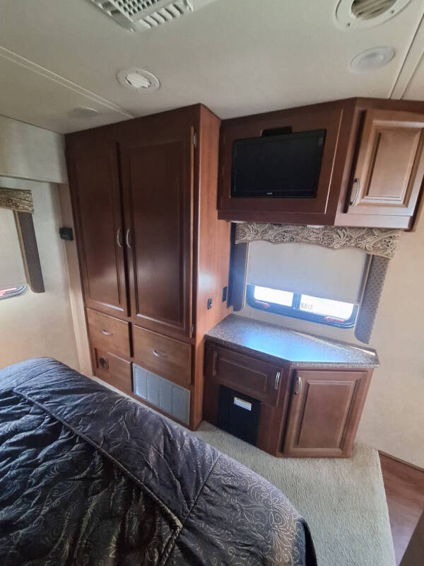 2014 Holiday Rambler Vacationer