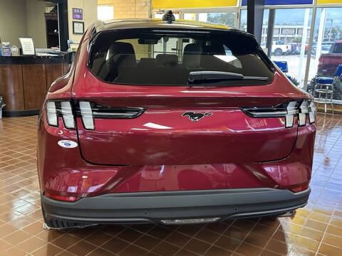 2025 Ford Mustang Mach-E Premium