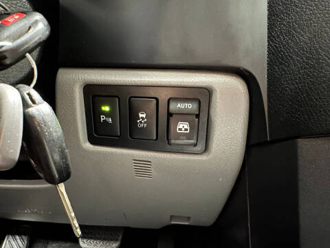 2018 Toyota Sequoia SR5