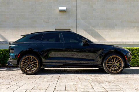 2025 Aston Martin DBX 707
