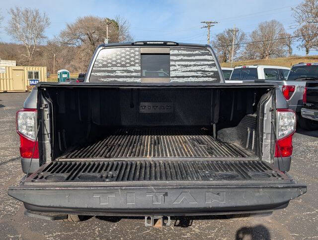 2018 Nissan Titan SV