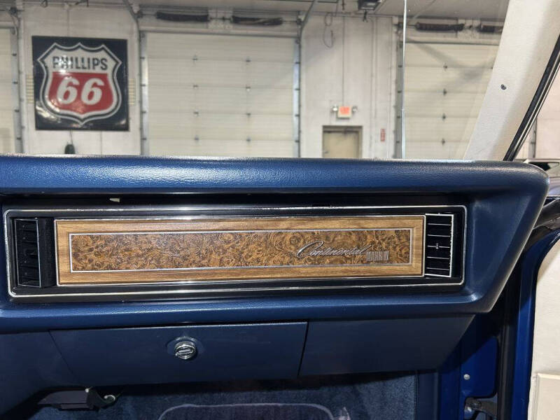 1973 Lincoln Continental