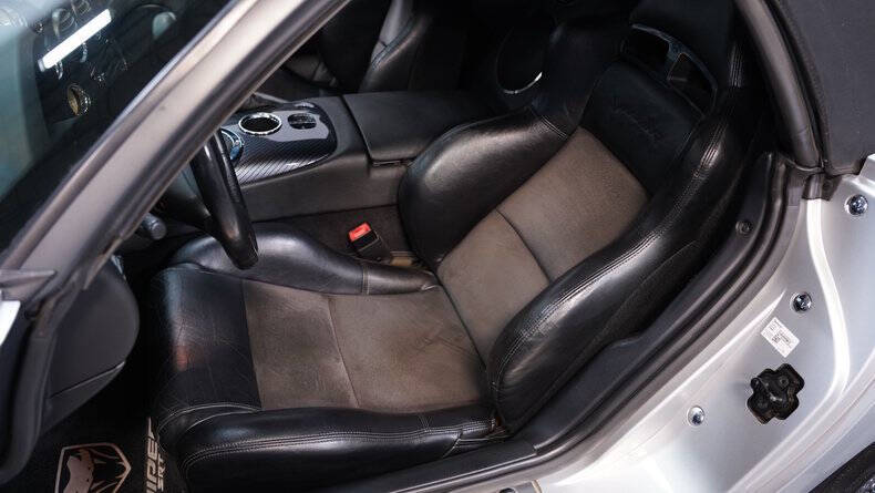 2005 Dodge Viper SRT-10