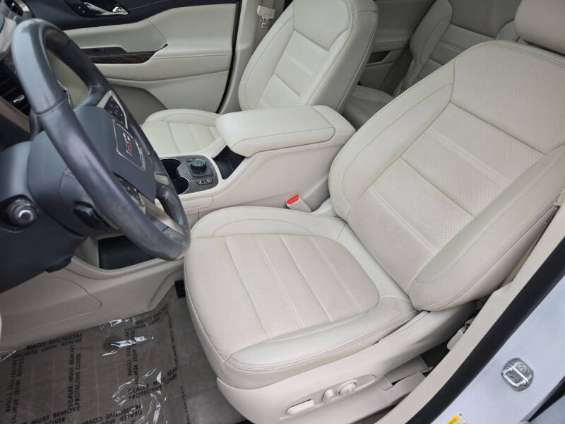 2021 GMC Acadia Denali