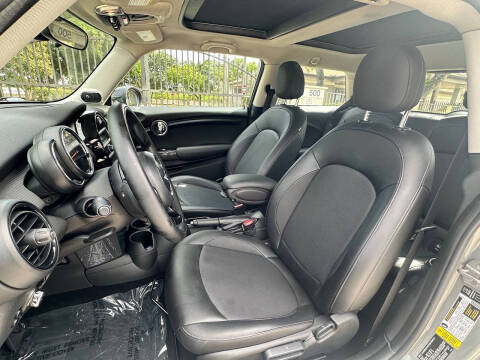 2015 MINI Hardtop 2 Door Cooper