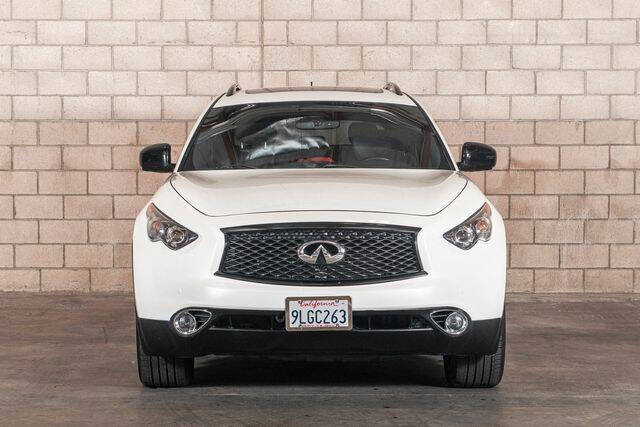 2017 Infiniti QX70