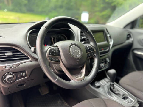 2019 Jeep Cherokee Latitude