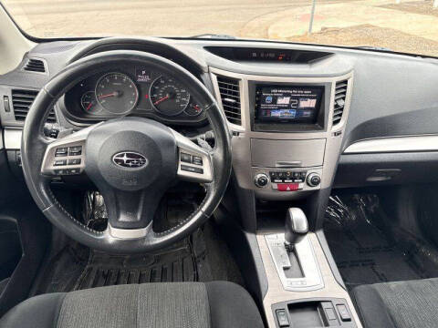 2013 Subaru Legacy 2.5i Premium