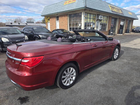 2013 Chrysler 200 Touring