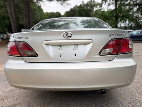 2004 Lexus ES 330