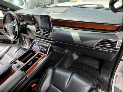2018 Lincoln Navigator L Select
