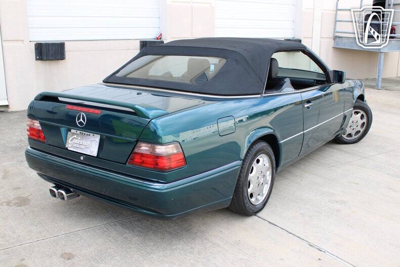 1994 Mercedes-Benz E-Class E 320