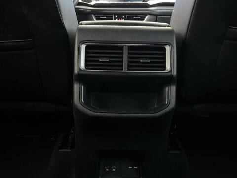 2025 Volkswagen Atlas Cross Sport SE 4Motion